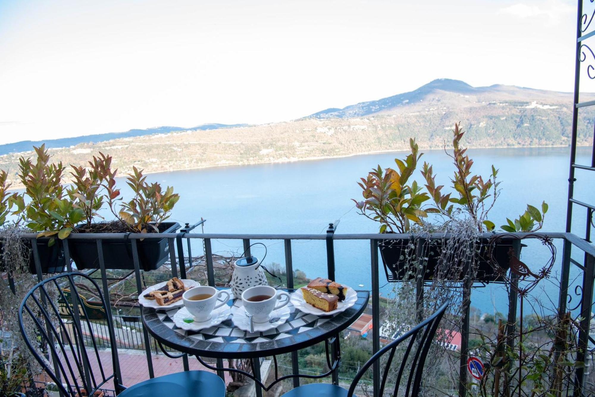 B&B Carpe Diem Vista Lago Castel Gandolfo Eksteriør bilde